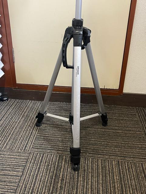 Amazonベーシック 三脚 カメラ用 軽量 高さ調整可 最大158cm < 家電/AV Amazonベーシック 三脚 カメラ用 軽量 高さ調整可 最大158cm < 家電/AVの