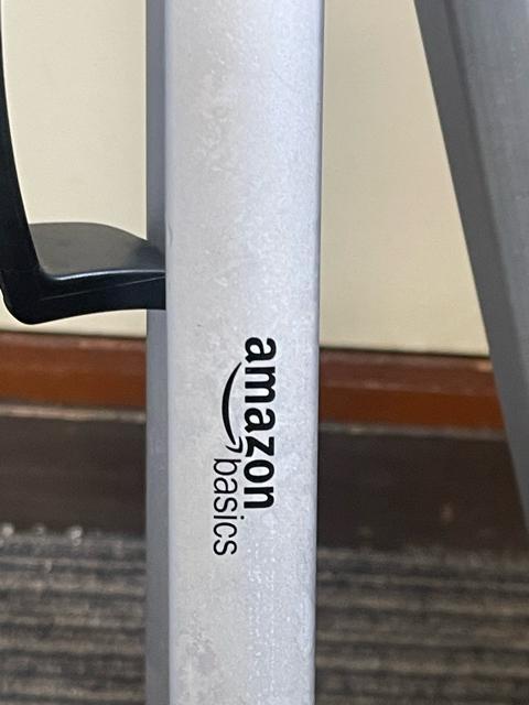 Amazonベーシック 三脚 カメラ用 軽量 高さ調整可 最大158cm < 家電/AV Amazonベーシック 三脚 カメラ用 軽量 高さ調整可 最大158cm < 家電/AVの