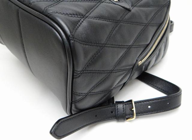 BALLY バリー Daffi キルティングレザー バックパック リュック ブラック<美品> < ブランド BALLY バリー Daffi キルティングレザー バックパック リュック ブラック<美品> < ブランドの