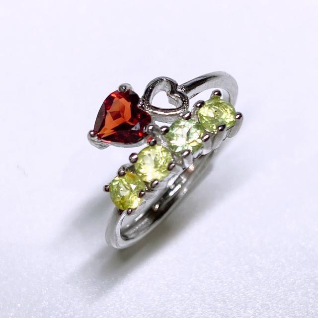 宝石2種 ガーネット0.5ct×ペリドット0.3ct×4石 フリーサイズリング < 女性アクセサリー/時計  宝石2種 ガーネット0.5ct×ペリドット0.3ct×4石 フリーサイズリング  < 女性アクセサリー/時計の