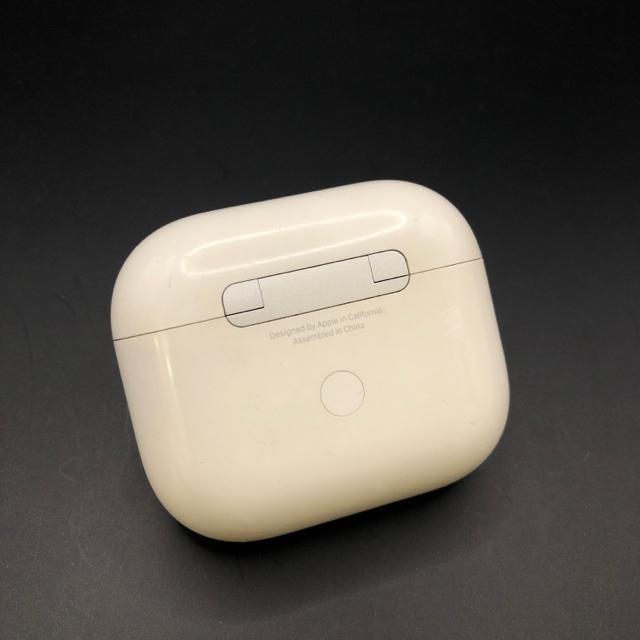 即決 Apple アップル AirPods 第三世代 充電ケースのみ A2566 < 家電/AV  即決 Apple アップル AirPods 第三世代 充電ケースのみ A2566 < 家電/AVの