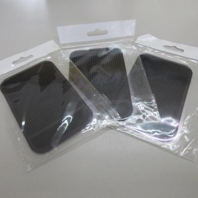 新品 未開封 すべり止めシート タテ約12.6cm×ヨコ約8cm×厚さ約 < 自動車/バイク 新品 未開封 すべり止めシート タテ約12.6cm×ヨコ約8cm×厚さ約 < 自動車/バイク