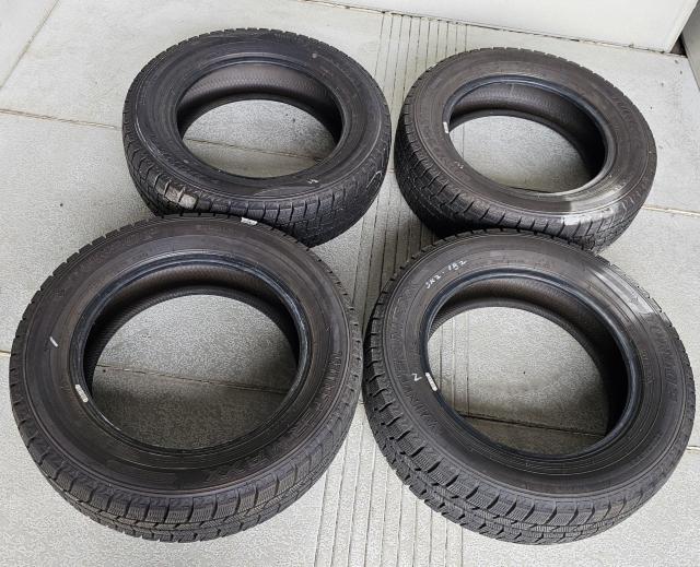 バリ溝 年式21 ダンロップ WINTER MAXX WMO2 スタッドレス タイヤ 16インチ195/65R16 92Q タイヤ < 自動車/バイク バリ溝 年式21 ダンロップ WINTER MAXX WMO2 スタッドレス タイヤ 16インチ195/65R16 92Q タイヤ < 自動車/バイク