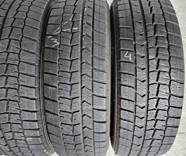 バリ溝 年式21 ダンロップ WINTER MAXX WMO2 スタッドレス タイヤ 16インチ195/65R16 92Q タイヤ < 自動車/バイク バリ溝 年式21 ダンロップ WINTER MAXX WMO2 スタッドレス タイヤ 16インチ195/65R16 92Q タイヤ < 自動車/バイク
