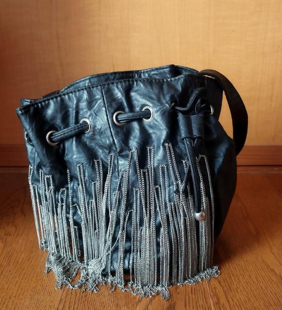 �p�[�e�B�[�ɂ��g����!�`�F�[���t�����W�t��������В��V�����_�[�o�b�N ���� �� �����t�@�b�V������ 