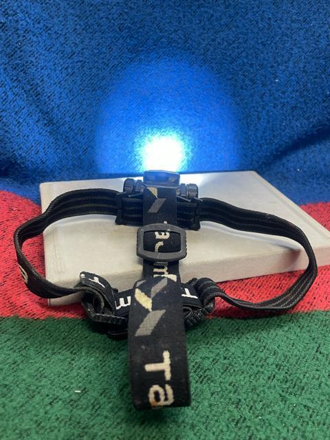 TAJIMA �w�b�h���C�g  LED�w�b�h���C�g�@Peta M121D �w�b�h�����v LED �w�b�h���C�g BLACK �� �Ɠd/AV�� 