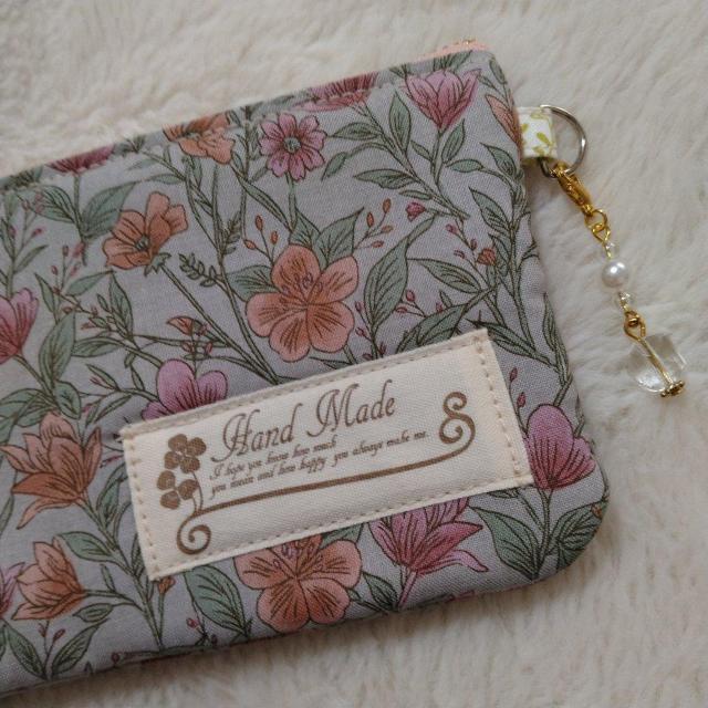 ���n���h���C�h���y���|�[�`��O���[�ԕ������K�l����Ȃ� �� �����t�@�b�V������ 