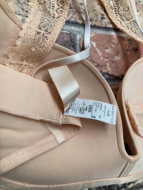 送料無料!大人気ブランド!【トリンプ】ノンワイヤーお洒落な無地レース付きブラジャー1枚 < 女性ファッション  送料無料!大人気ブランド!【トリンプ】ノンワイヤーお洒落な無地レース付きブラジャー1枚 < 女性ファッションの