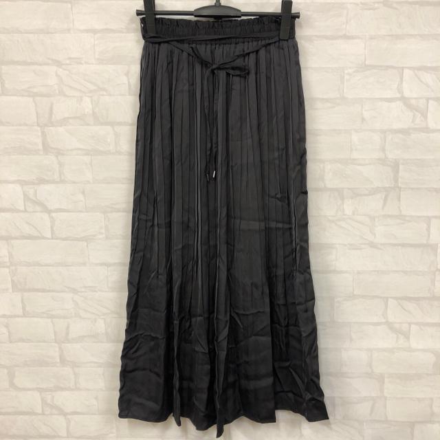 即決 新品 タグ付き BEAMS HEART リボン付プリーツスカート < ブランド  即決 新品 タグ付き BEAMS HEART リボン付プリーツスカート  < ブランドの