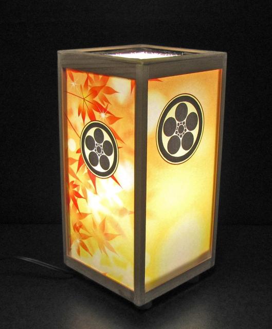 ★家紋の宿り木/森羅万象=「丸に剣片喰」/至福の明り・心温まるひととき/LED昼白色・ラミネート加工・檜枠造・軽量/ < 家電/AV  ★家紋の宿り木/森羅万象=「丸に剣片喰」/至福の明り・心温まるひととき/LED昼白色・ラミネート加工・檜枠造・軽量/ < 家電/AVの