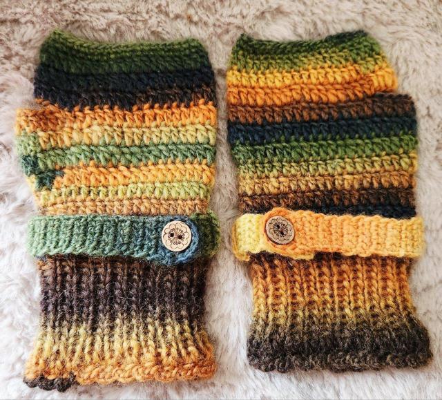 緑色系、茶色系のグラデーション(ウール&アクリル)毛糸で編んだバンドウーマです。 < キッズ/ベビー 緑色系、茶色系のグラデーション(ウール&アクリル)毛糸で編んだバンドウーマです。 < キッズ/ベビーの