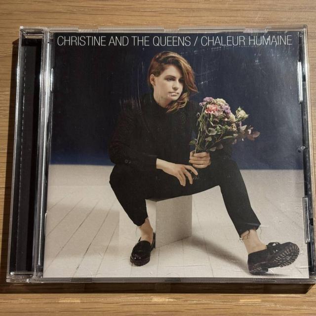�yChristine & The Queens�zChaleur Humaine  �� CD/DVD/�r�f�I�� 