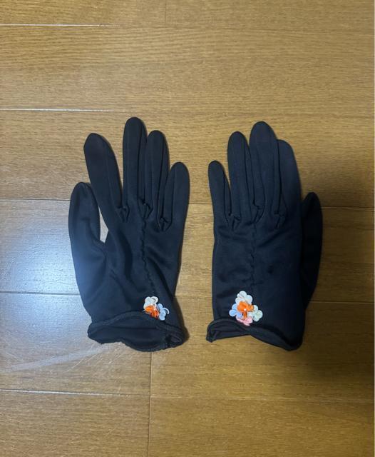 �V�i���g�p�p���c4���Ǝ�� �� �����t�@�b�V������ 