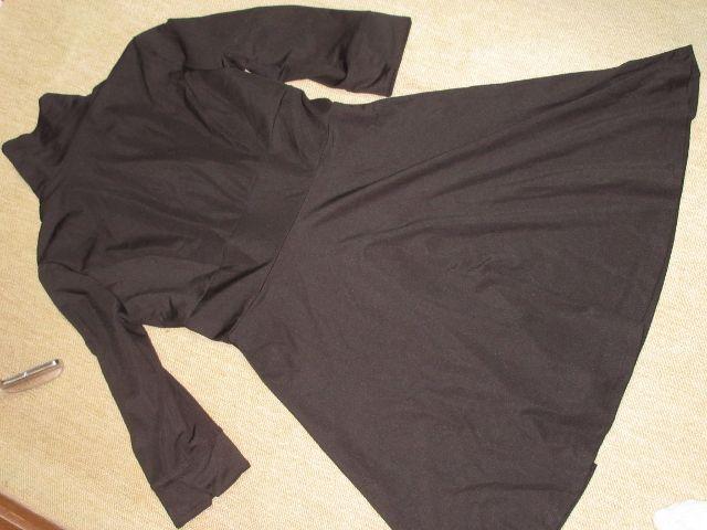 Vネック*シンプル*フレアワンピース(ブラック)フォーマル < 女性ファッション  Vネック*シンプル*フレアワンピース(ブラック)フォーマル < 女性ファッションの