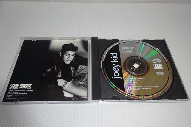 ジョーイ・キッド★Joey Kid(輸入盤)★2枚同梱270円 < CD/DVD/ビデオ  ジョーイ・キッド★Joey Kid(輸入盤)★2枚同梱270円 < CD/DVD/ビデオの