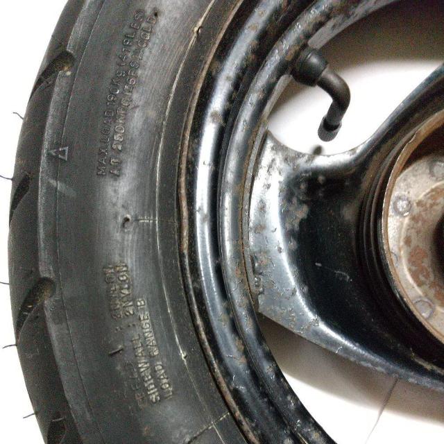 ヤマハスーパージョグZRリアタイヤ新品ホイル中古 < 自動車/バイク ヤマハスーパージョグZRリアタイヤ新品ホイル中古 < 自動車/バイク