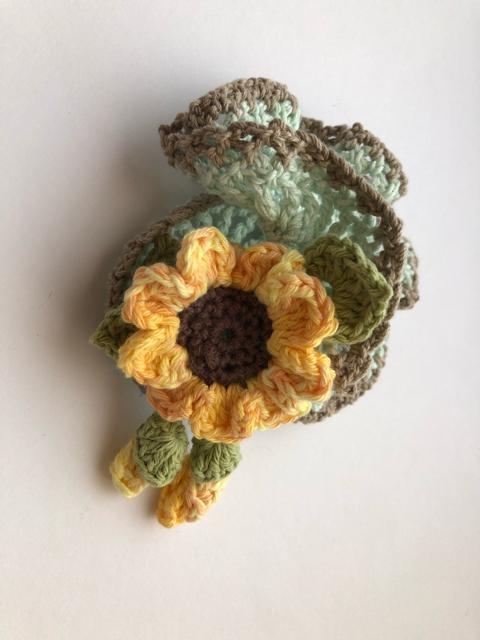 ハンドメイド シュシュ ひまわり満開♪ つぼみ♪ コットン < 女性ファッション  ハンドメイド シュシュ ひまわり満開♪ つぼみ♪ コットン < 女性ファッションの