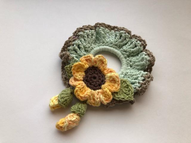 ハンドメイド シュシュ ひまわり満開♪ つぼみ♪ コットン < 女性ファッション  ハンドメイド シュシュ ひまわり満開♪ つぼみ♪ コットン < 女性ファッションの