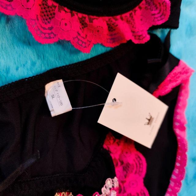 ゴージャス刺繍レースがエロ可愛ッ。。。H90×5L。。グラマラスブラジャー&ショーツセット。大きいサイズグラマー希少サイズ。。。 < 女性ファッション  ゴージャス刺繍レースがエロ可愛ッ。。。H90×5L。。グラマラスブラジャー&ショーツセット。大きいサイズグラマー希少サイズ。。。 < 女性ファッションの