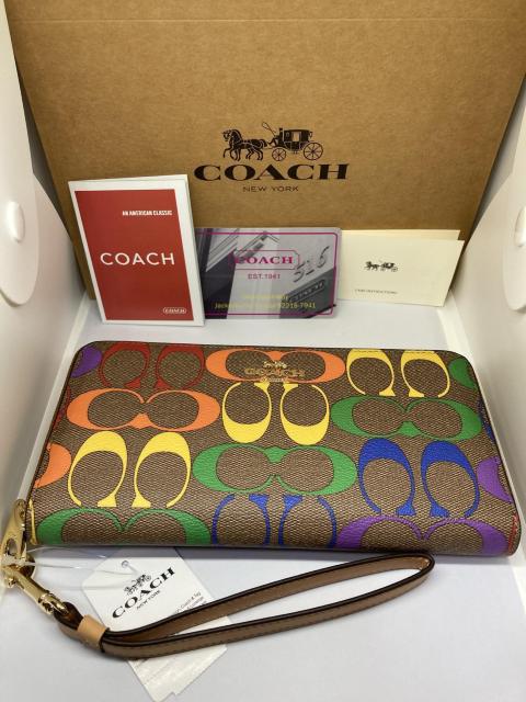 COACH@R[`@C4537@z@C{[@VOl`[@RAINBOW@SIGNATURE@AEhWbv@IMMU4 