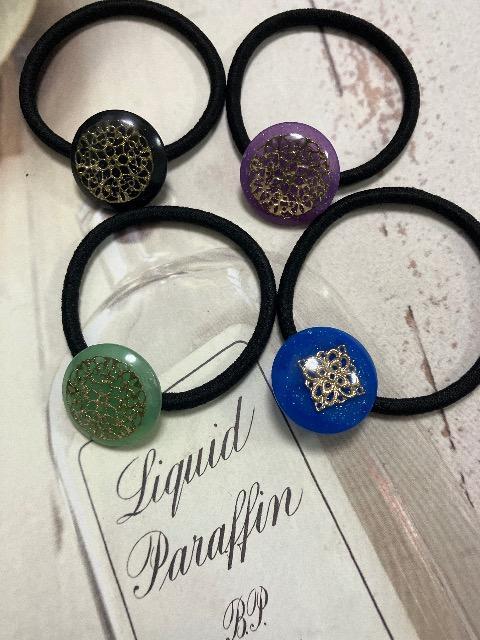 ハンドメイド レジン ヘアゴム 4点セット < 女性ファッション  ハンドメイド レジン ヘアゴム 4点セット  < 女性ファッションの