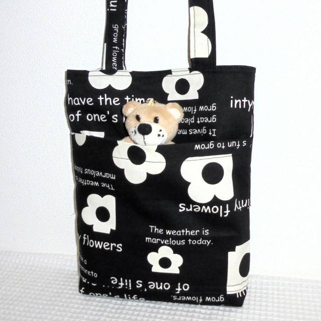 ◆くったりタイプ◆スクエアベーシックトートバッグ◆dainty flowers【黒】◆可愛い花◆外ポケ@ < 女性ファッション ◆くったりタイプ◆スクエアベーシックトートバッグ◆dainty flowers【黒】◆可愛い花◆外ポケ@ < 女性ファッションの