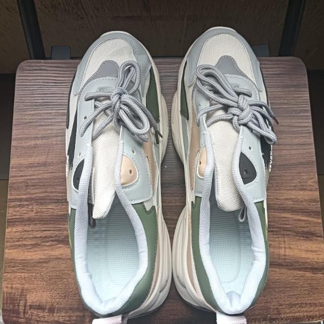 新品 26.5cm 27cm メンズ スニーカー グレー シューズ 靴 < 男性ファッション  新品 26.5cm 27cm メンズ スニーカー グレー シューズ 靴 < 男性ファッションの