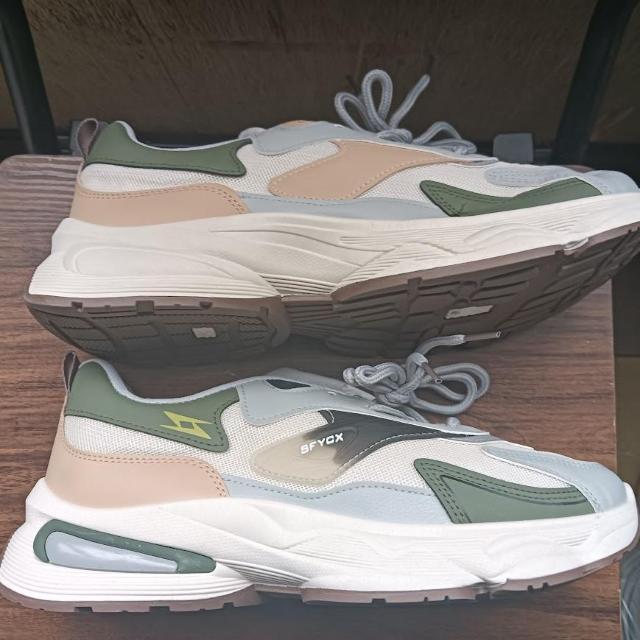 新品 26.5cm 27cm メンズ スニーカー グレー シューズ 靴 < 男性ファッション  新品 26.5cm 27cm メンズ スニーカー グレー シューズ 靴 < 男性ファッションの