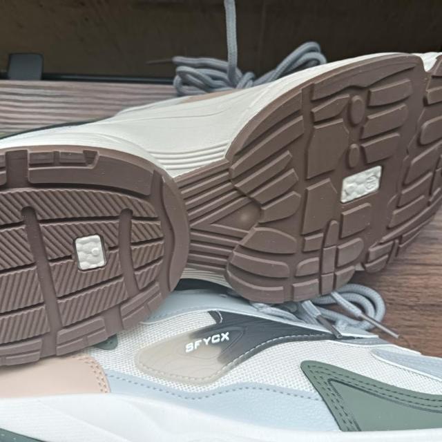 新品 26.5cm 27cm メンズ スニーカー グレー シューズ 靴 < 男性ファッション  新品 26.5cm 27cm メンズ スニーカー グレー シューズ 靴 < 男性ファッションの