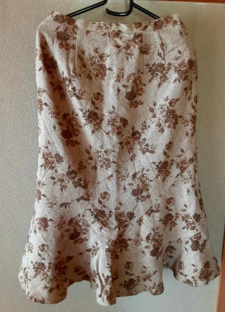 BON CILIE ボンシリエ スカート 日本製 ロングスカート フレアスカート 花柄 ウエスト64 裏地付き ブラウン 茶色 < 女性ファッション  BON CILIE ボンシリエ スカート 日本製 ロングスカート フレアスカート 花柄 ウエスト64 裏地付き ブラウン 茶色 < 女性ファッションの