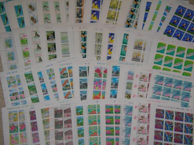 50円切手200枚分【額面10,000円分】絵柄おまかせ【送料無料】 < ホビー  50円切手200枚分【額面10,000円分】絵柄おまかせ【送料無料】  < ホビーの