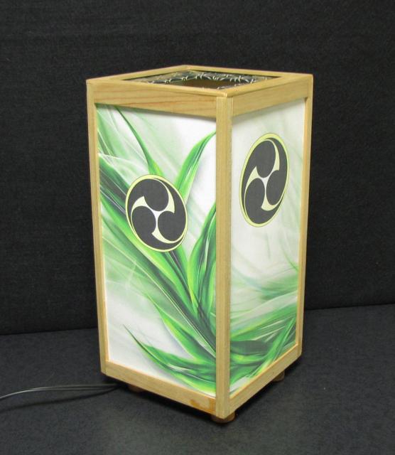 ★家紋の宿り木/森羅万象=「左三つ巴」/至福の明り・心温まるひととき/LED昼白色・ラミネート加工・檜枠造・軽量/ < 家電/AV  ★家紋の宿り木/森羅万象=「左三つ巴」/至福の明り・心温まるひととき/LED昼白色・ラミネート加工・檜枠造・軽量/ < 家電/AVの