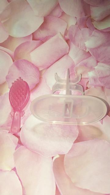 リカちゃんキャッスル人形用日本製ドールスタンド、ピンクネコヘアブラシコームクシくしセット < おもちゃ リカちゃんキャッスル人形用日本製ドールスタンド、ピンクネコヘアブラシコームクシくしセット < おもちゃの