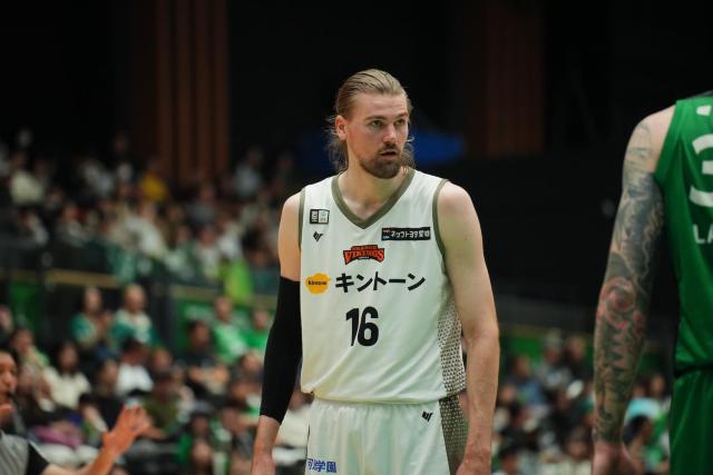#16 マット・ハームス選手着用・直筆サイン入り AWAYユニフォーム(上下セット) < レジャー/スポーツ #16 マット・ハームス選手着用・直筆サイン入り AWAYユニフォーム(上下セット) < レジャー/スポーツの