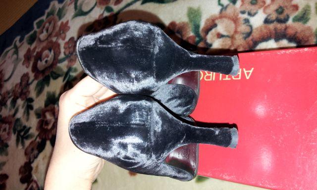 sergiorossi パンプス ベロア 美品 セルジオロッシ < 女性ファッション  sergiorossi パンプス ベロア 美品 セルジオロッシ < 女性ファッションの