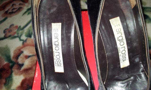 sergiorossi パンプス ベロア 美品 セルジオロッシ < 女性ファッション  sergiorossi パンプス ベロア 美品 セルジオロッシ < 女性ファッションの