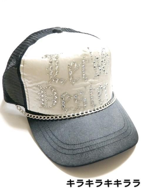《New》チェーン付★キラキラ*ラインストーン*英字ロゴ・メッシュキャップ<ホワイトxブラック> < 女性ファッション  《New》チェーン付★キラキラ*ラインストーン*英字ロゴ・メッシュキャップ<ホワイトxブラック>  < 女性ファッションの