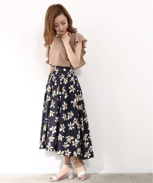 微光沢で高級感●定価13,200円●ROPE'ロペ●2wey袖フリルブラウス●茶ブラウン < ブランド  微光沢で高級感●定価13,200円●ROPE'ロペ●2wey袖フリルブラウス●茶ブラウン < ブランドの