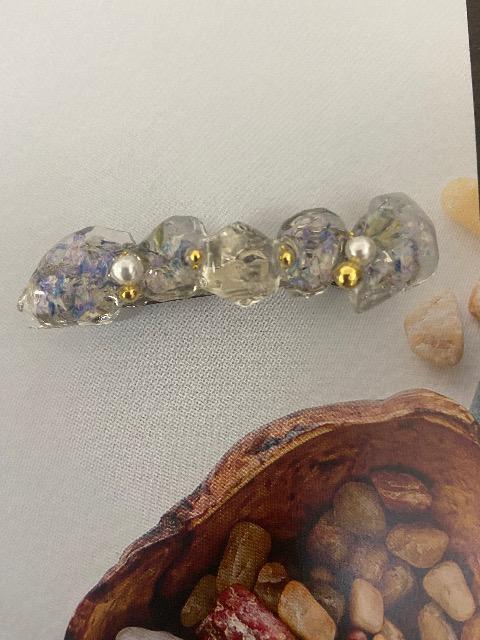 ハンドメイド レジン 鉱石バレッタ パープル系 < 女性ファッション  ハンドメイド レジン 鉱石バレッタ パープル系  < 女性ファッションの