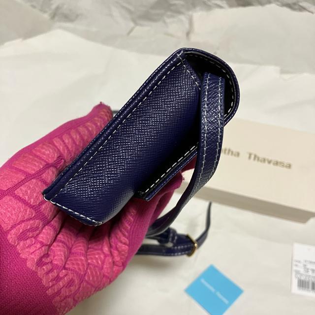 yizySamantha Thavasaz U[ / X}zV_[obO lCr[  uh 