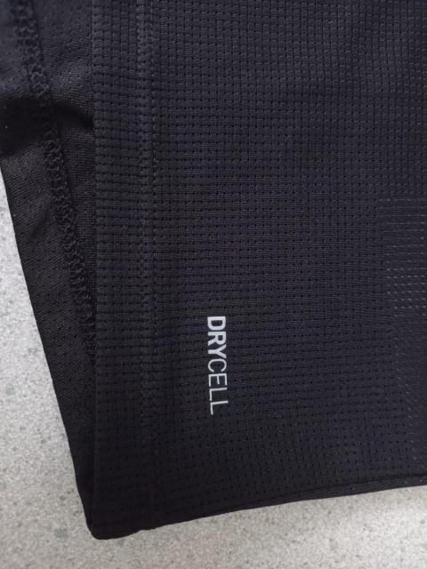 PUMA、ドライ長袖Tシャツ(黒、M) < 男性ファッション  PUMA、ドライ長袖Tシャツ(黒、M) < 男性ファッションの