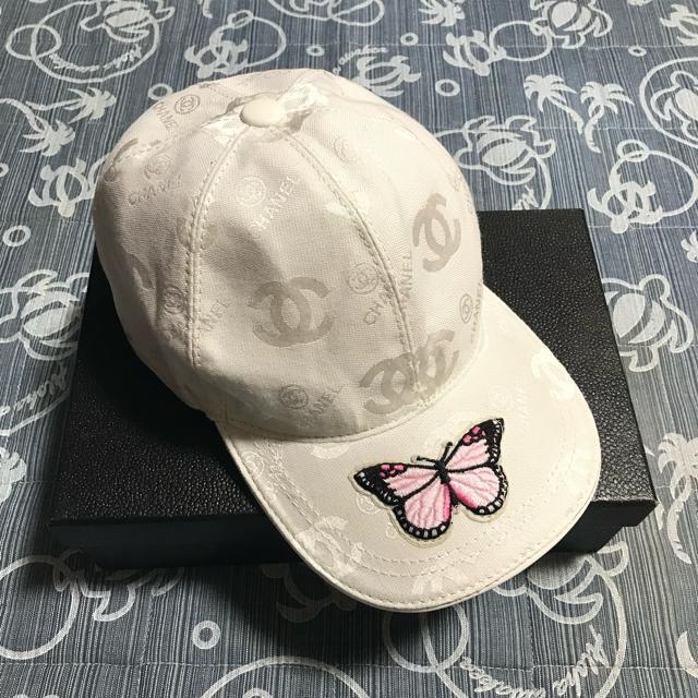 超レア 正規品 シャネル バタフライ刺繍 キャップ ホワイト ボックス有 < ブランド 超レア 正規品 シャネル バタフライ刺繍 キャップ ホワイト ボックス有 < ブランドの