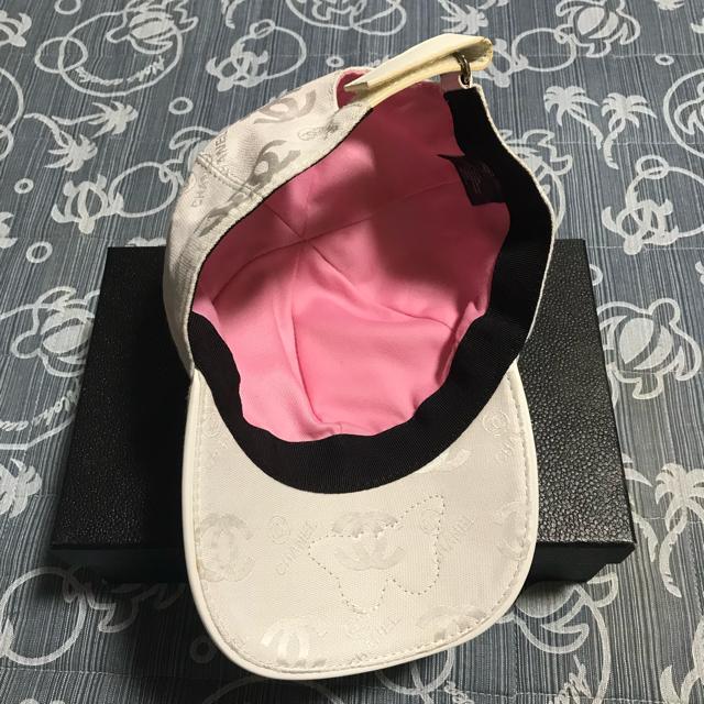 超レア 正規品 シャネル バタフライ刺繍 キャップ ホワイト ボックス有 < ブランド 超レア 正規品 シャネル バタフライ刺繍 キャップ ホワイト ボックス有 < ブランドの