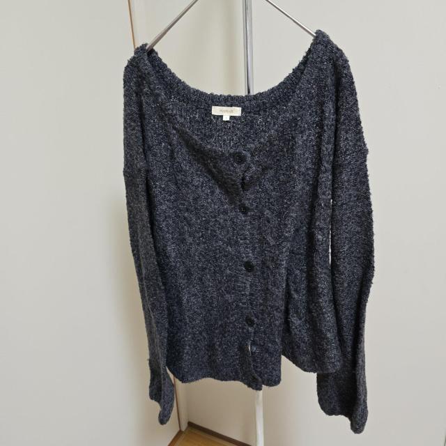 HusHusH】ハッシュアッシュ トップス カーディガン ペプラム < ブランド HusHusH】ハッシュアッシュ トップス カーディガン ペプラム < ブランドの