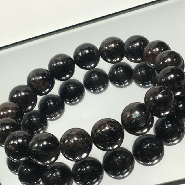 《No.097》グリーンランド産 ガーネットインヌーマイト 12.5mm < 女性アクセサリー/時計  《No.097》グリーンランド産 ガーネットインヌーマイト 12.5mm < 女性アクセサリー/時計の