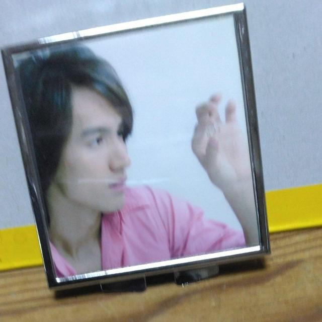 ☆F4ジェリー・イェン☆写真入りコンパクトミラー。写真入りめがね吹き < タレントグッズ  ☆F4ジェリー・イェン☆写真入りコンパクトミラー。写真入りめがね吹き  < タレントグッズの