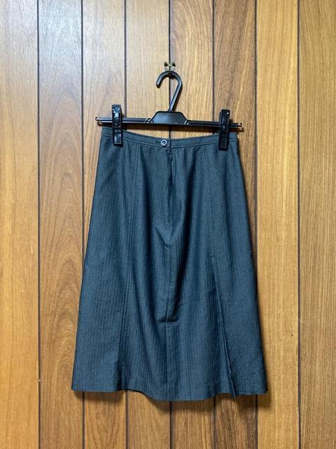 ���i��COMME CA ISM���O���[�^�C�g�X�J�[�g