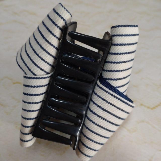 ネイビーストライプリボンヘアクリップ < 女性アクセサリー/時計  ネイビーストライプリボンヘアクリップ < 女性アクセサリー/時計の