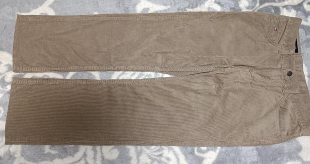 トミーヒルフィガー コーデュロイ < 男性ファッション トミーヒルフィガー コーデュロイ < 男性ファッションの