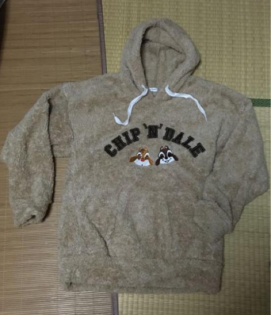 ディズニー・チップ&デールワッペンボアパーカー ベージュL < 女性ファッション ディズニー・チップ&デールワッペンボアパーカー ベージュL < 女性ファッションの